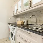 Apartment Alfama @ Lisbon's Historical Heart *