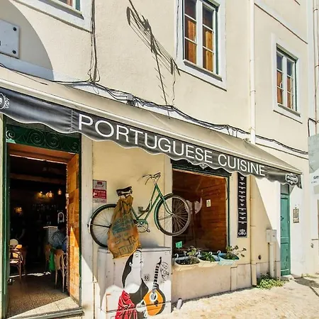 Alfama @ Lisbon's Historical Heart Lisboa