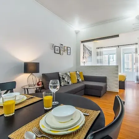 Appartement Alfama @ Lisbon's Historical Heart *