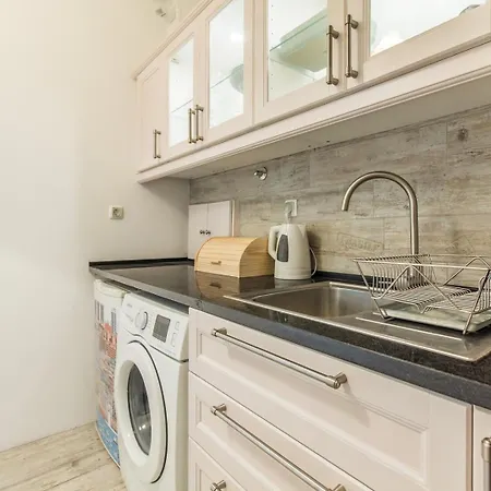 Apartamento Alfama @ Lisbon's Historical Heart